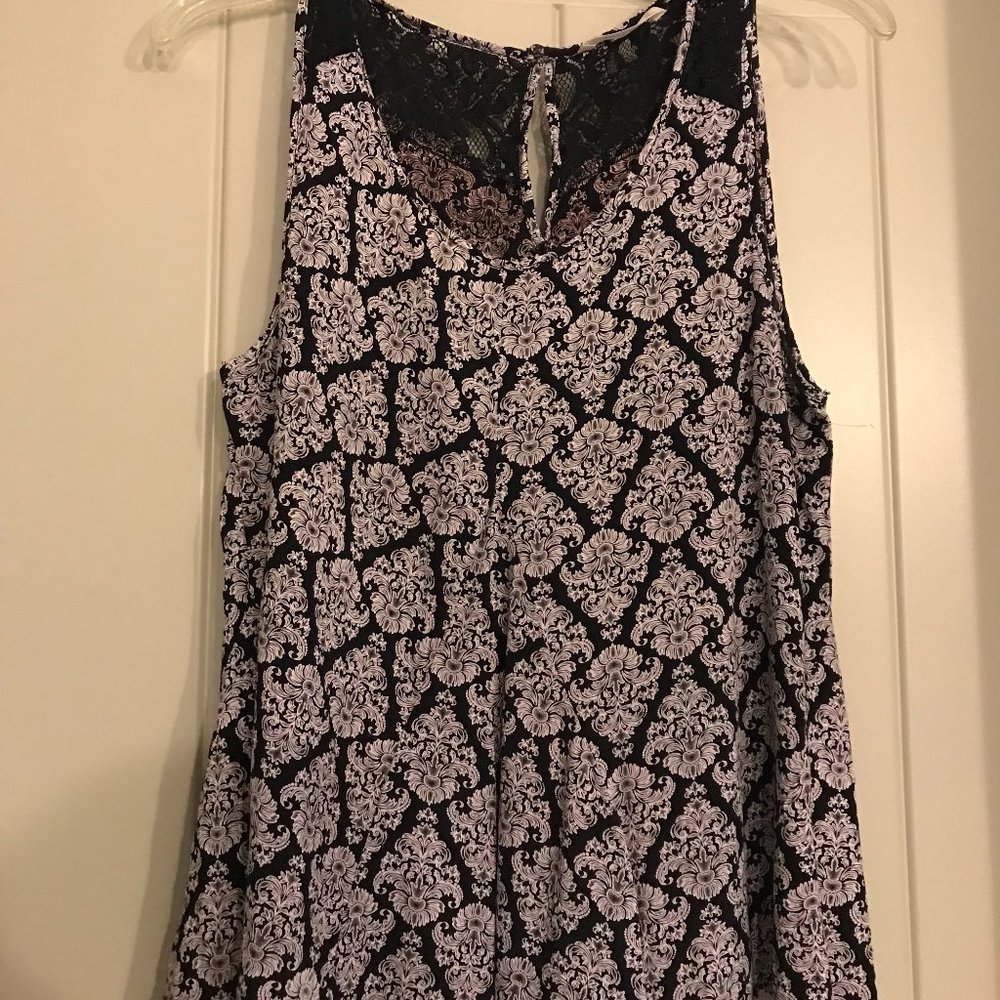 Altar'd State Sleeveless brocade design blouse with lace
